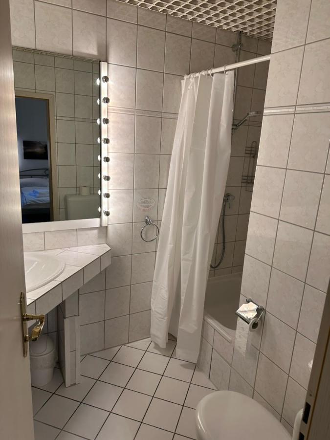 Hotel "Dream In" Heiligenhaus Dış mekan fotoğraf