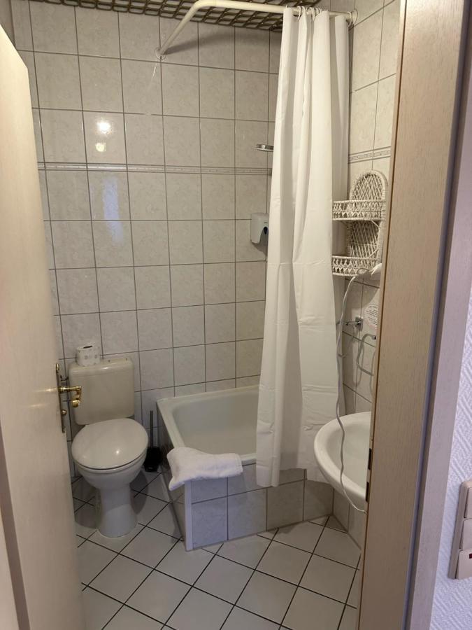 Hotel "Dream In" Heiligenhaus Dış mekan fotoğraf